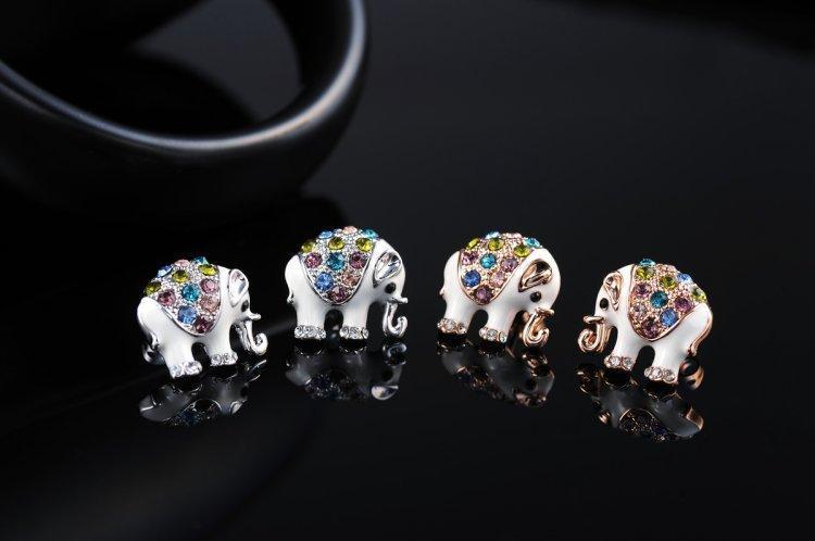 Boucles d'Oreilles Éléphant avec Cristaux – Image 3